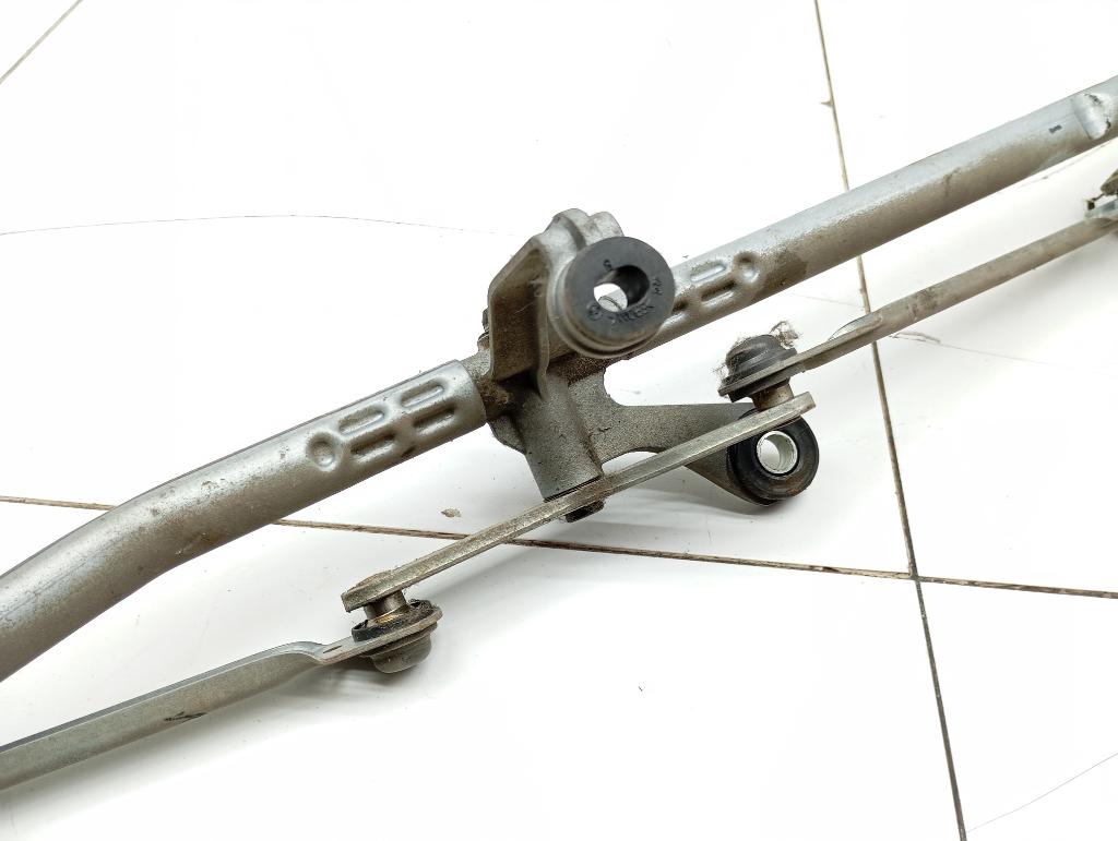 Трапеция дворников, 2000 рублей, Пермь