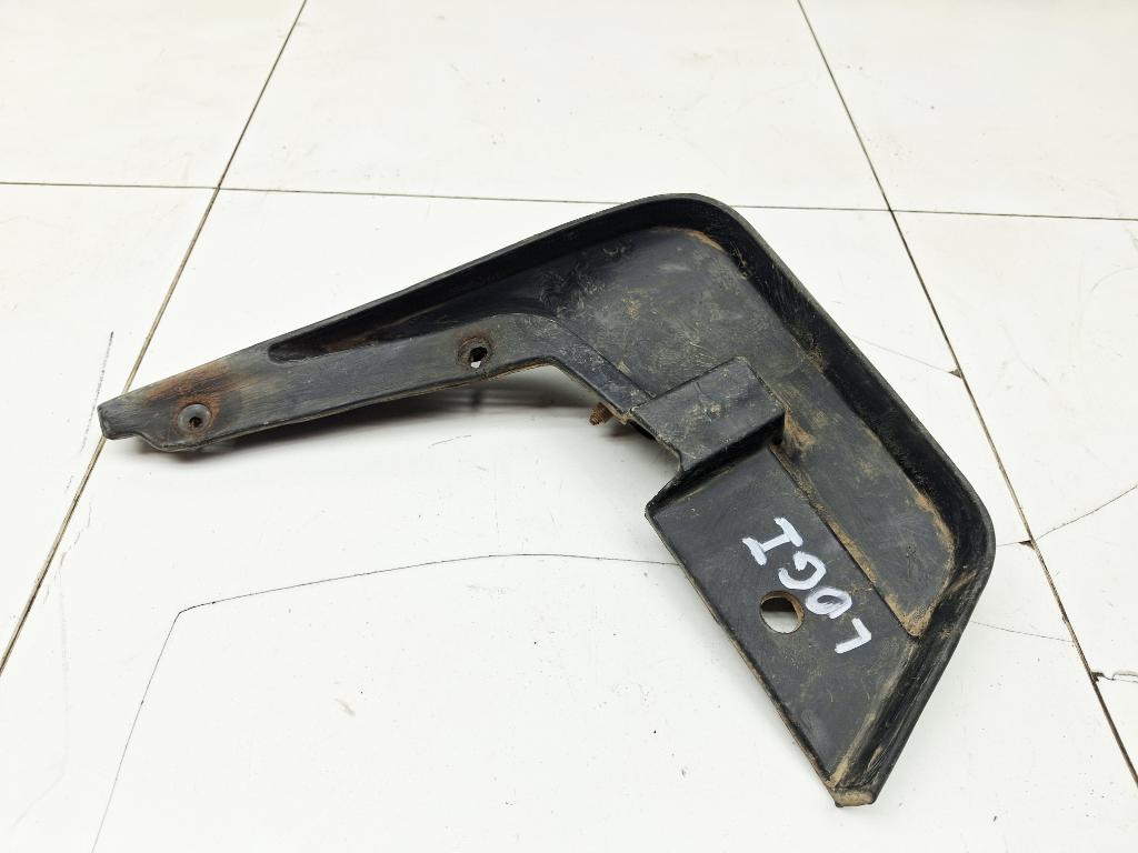 Брызговик передний левый, 1000 рублей, Пермь