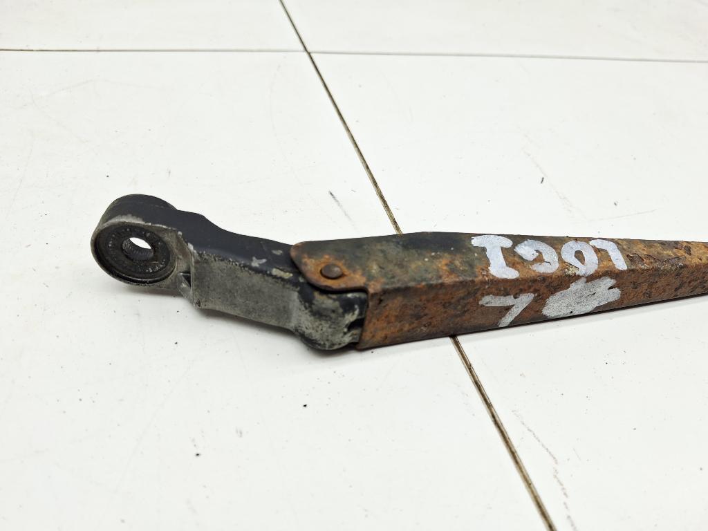 Поводок стеклоочистителя передний левый, 500 рублей, Пермь