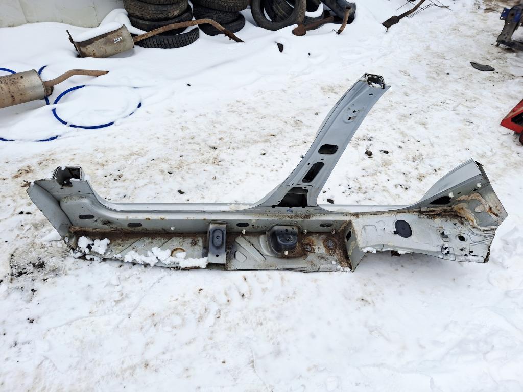 Порог со стойкой правый, 15000 рублей, Пермь