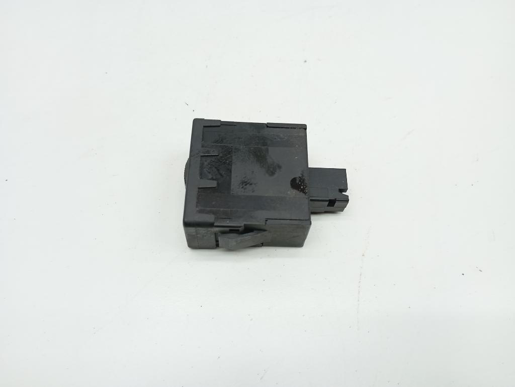 Кнопка корректора фар, 500 рублей, Пермь