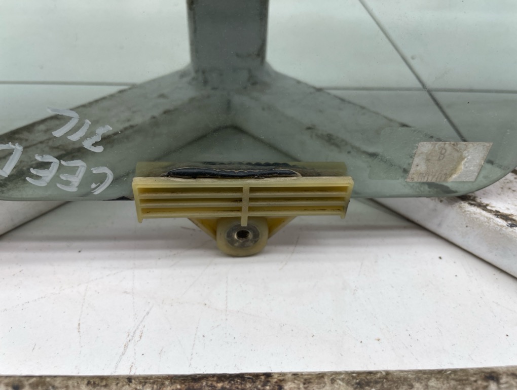 Стекло двери задней левой, 4000 рублей, Пермь