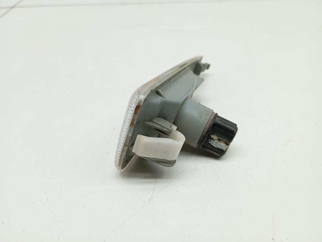 Повторитель на крыло левый, 500 рублей, Пермь