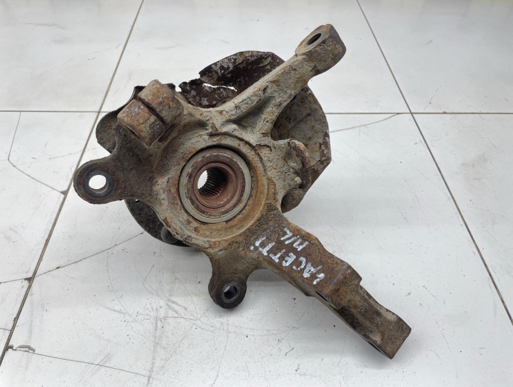 Кулак поворотный передний левый, 2500 рублей, Пермь