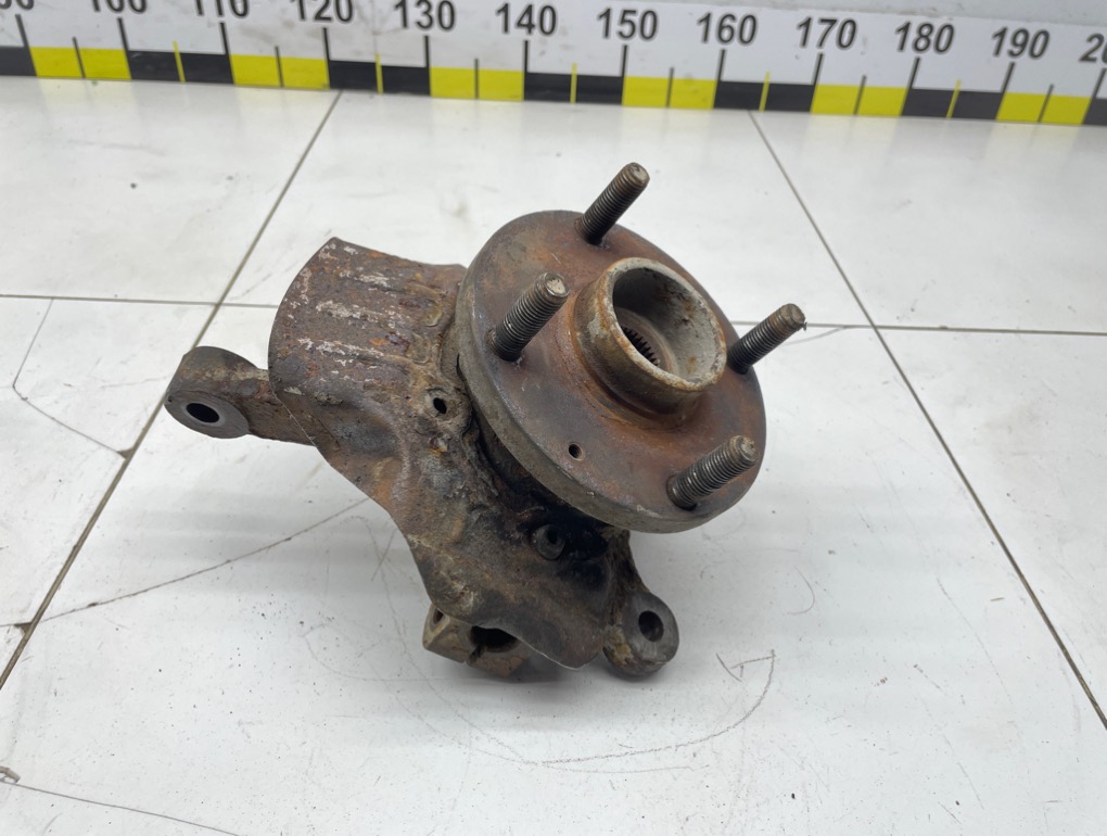 Кулак поворотный передний правый, 2500 рублей, Пермь