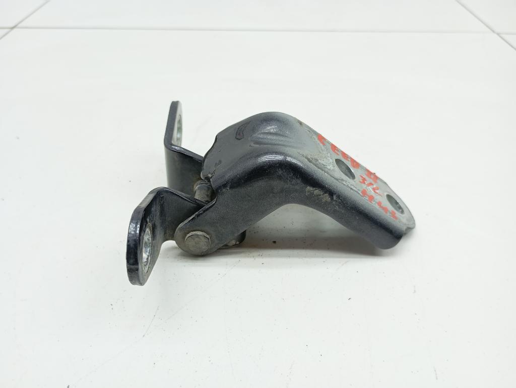 Петля двери задней левой нижняя, 500 рублей, Пермь