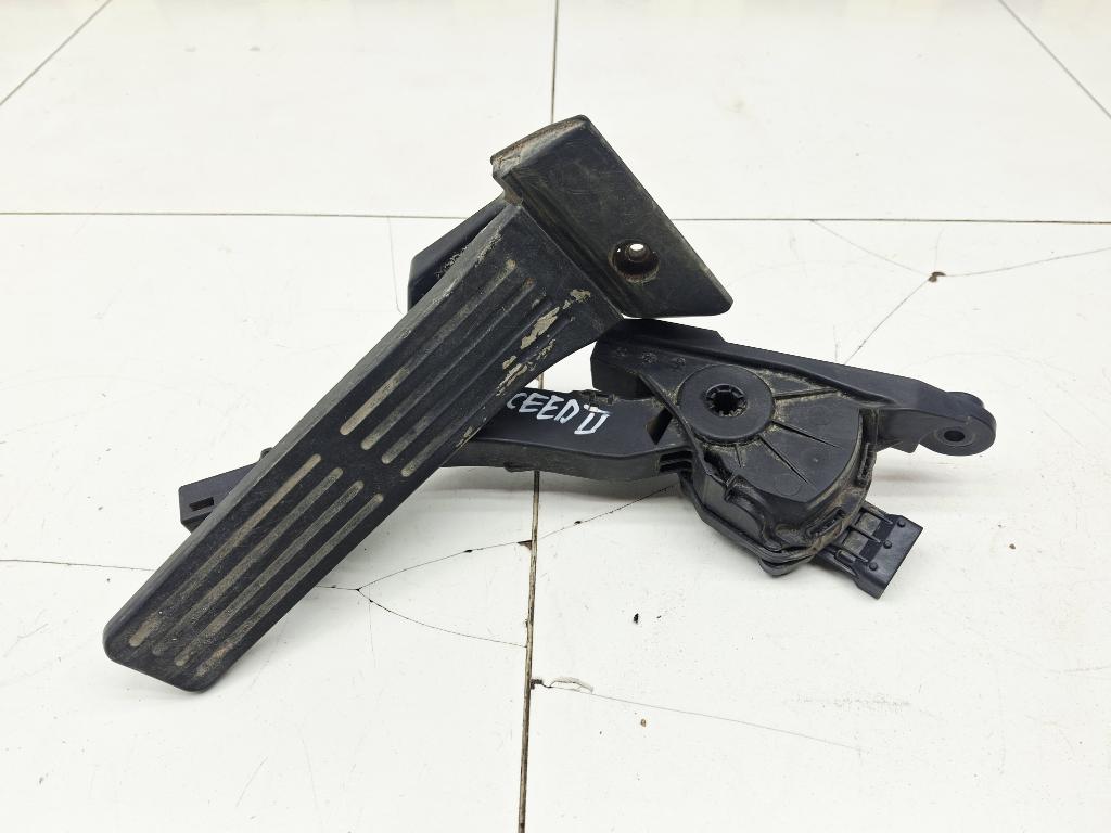 Педаль газа, 1500 рублей, Пермь