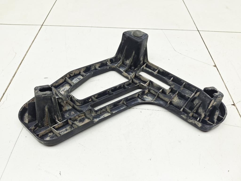 Кронштейн заднего бампера левый, 1500 рублей, Пермь