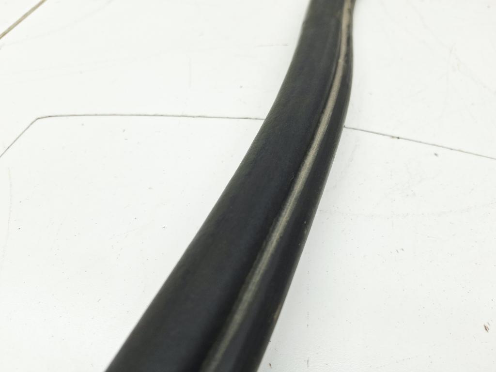 Уплотнитель капота, 1500 рублей, Пермь