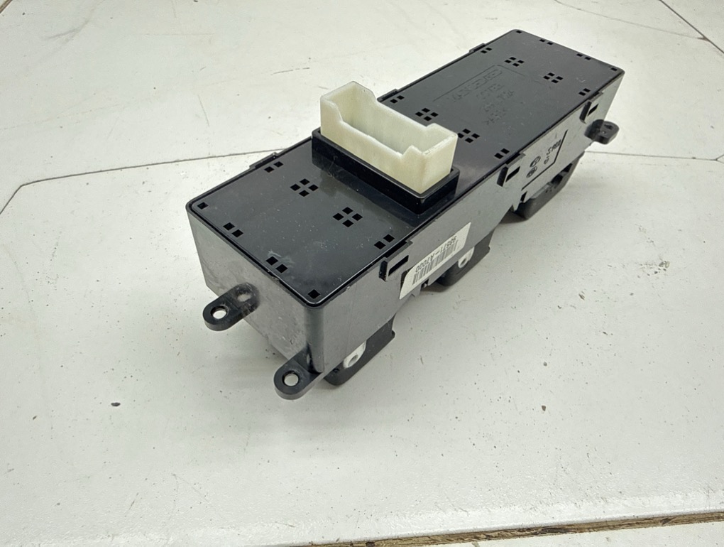 Блок управления стеклоподъемниками, 5000 рублей, Пермь