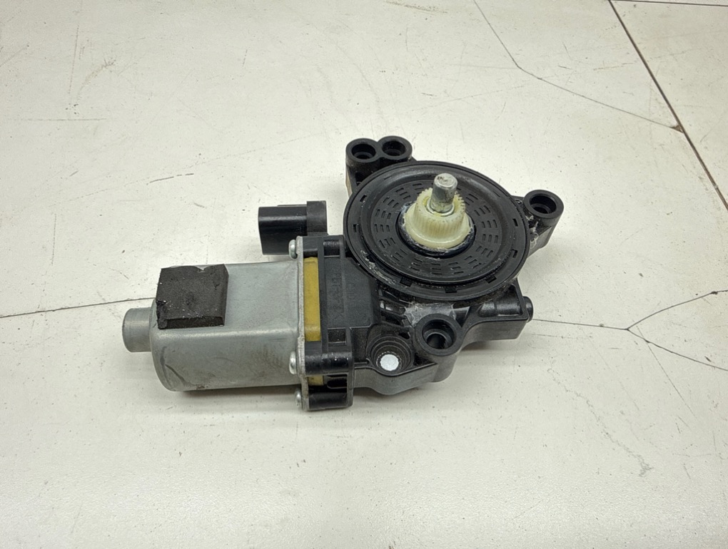 Моторчик стеклоподъемника, 1500 рублей, Пермь