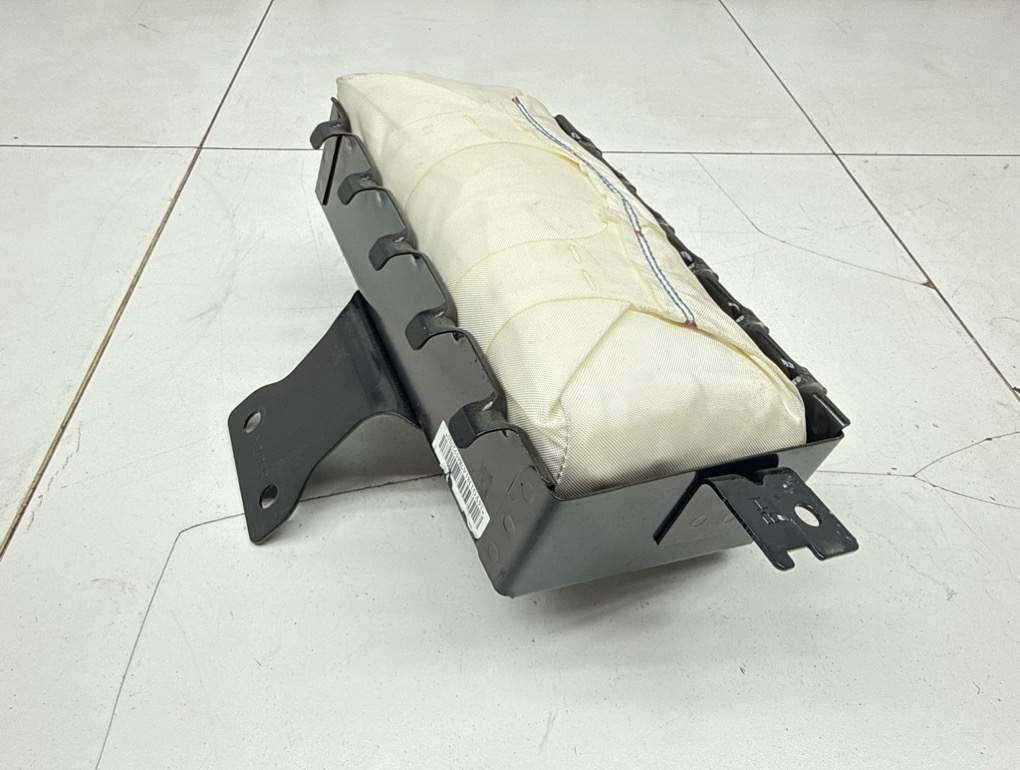 Подушка безопасности пассажира, 12000 рублей, Пермь