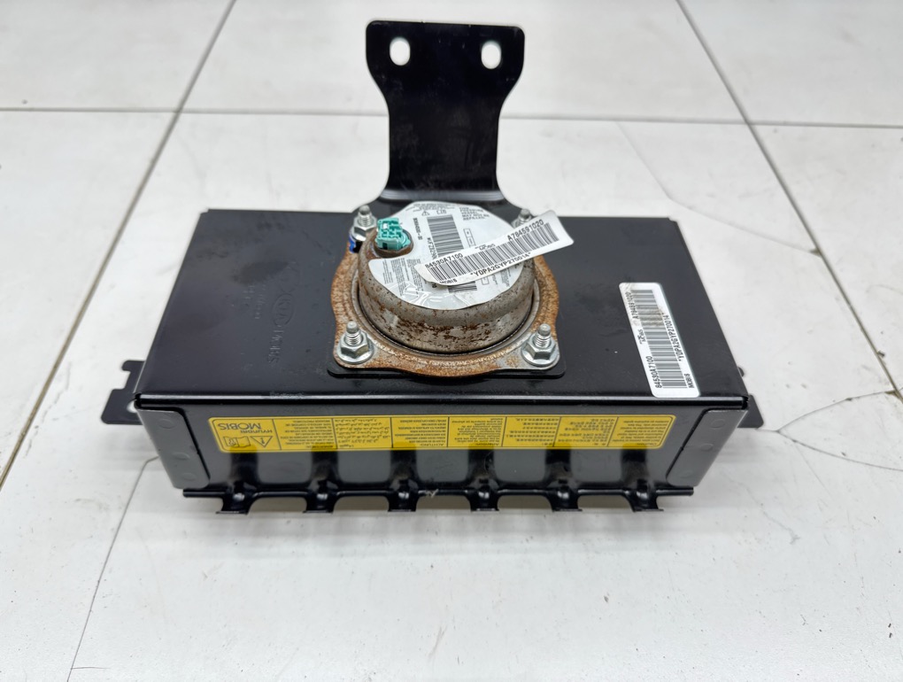 Подушка безопасности пассажира, 12000 рублей, Пермь