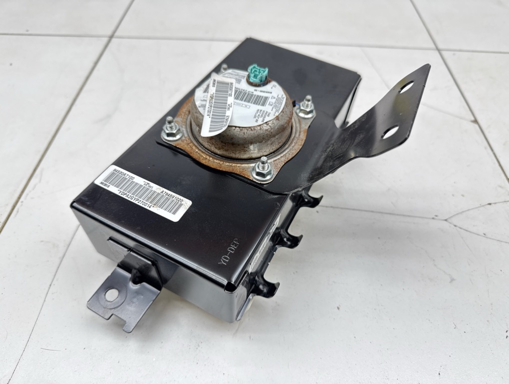 Подушка безопасности пассажира, 12000 рублей, Пермь