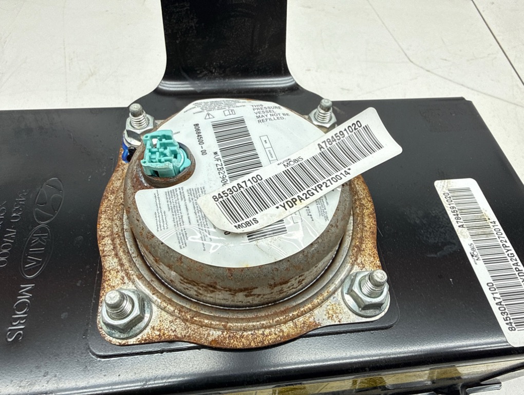 Подушка безопасности пассажира, 12000 рублей, Пермь