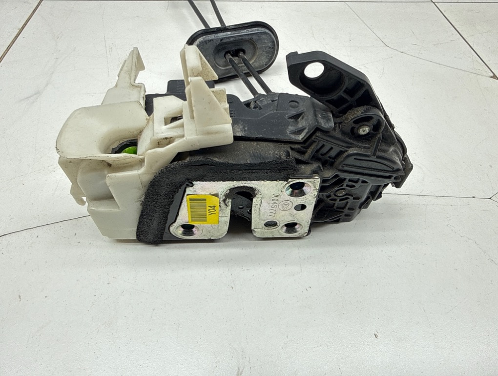 Замок двери передней правой, 4000 рублей, Пермь