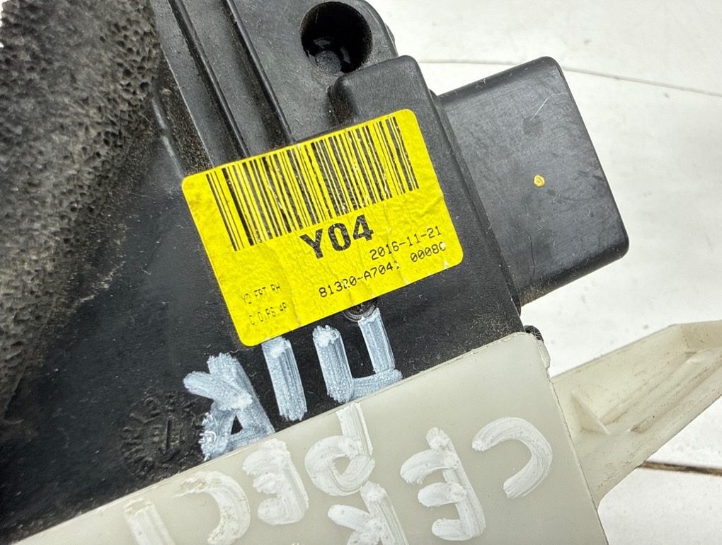 Замок двери передней правой, 4000 рублей, Пермь