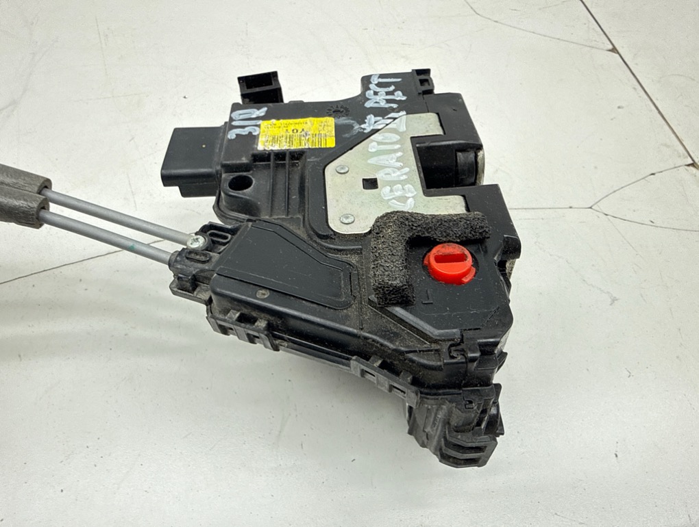 Замок двери задней правой, 3000 рублей, Пермь