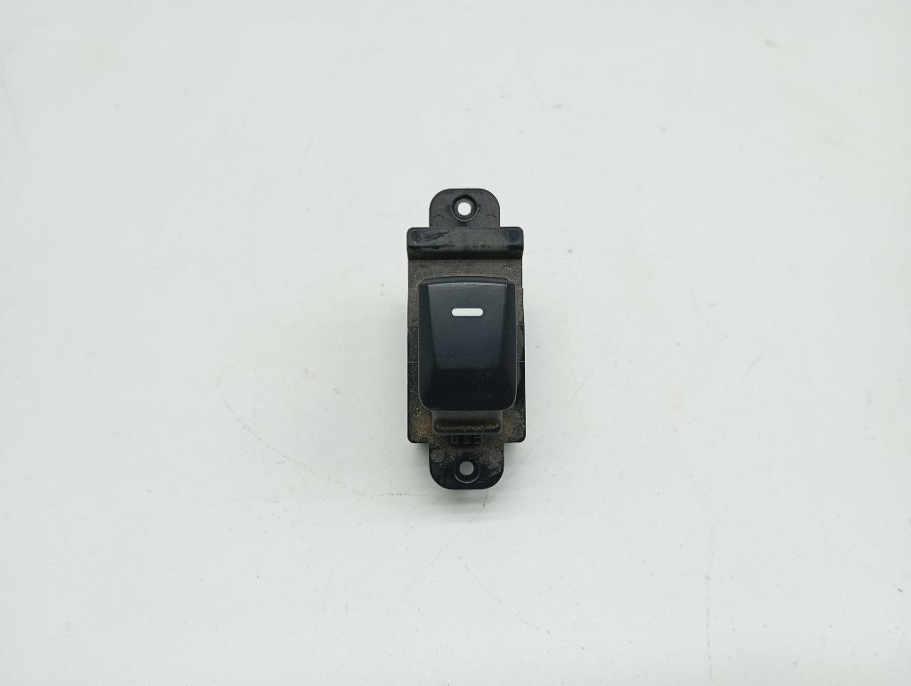 Кнопка стеклоподъемника, 1000 рублей, Пермь