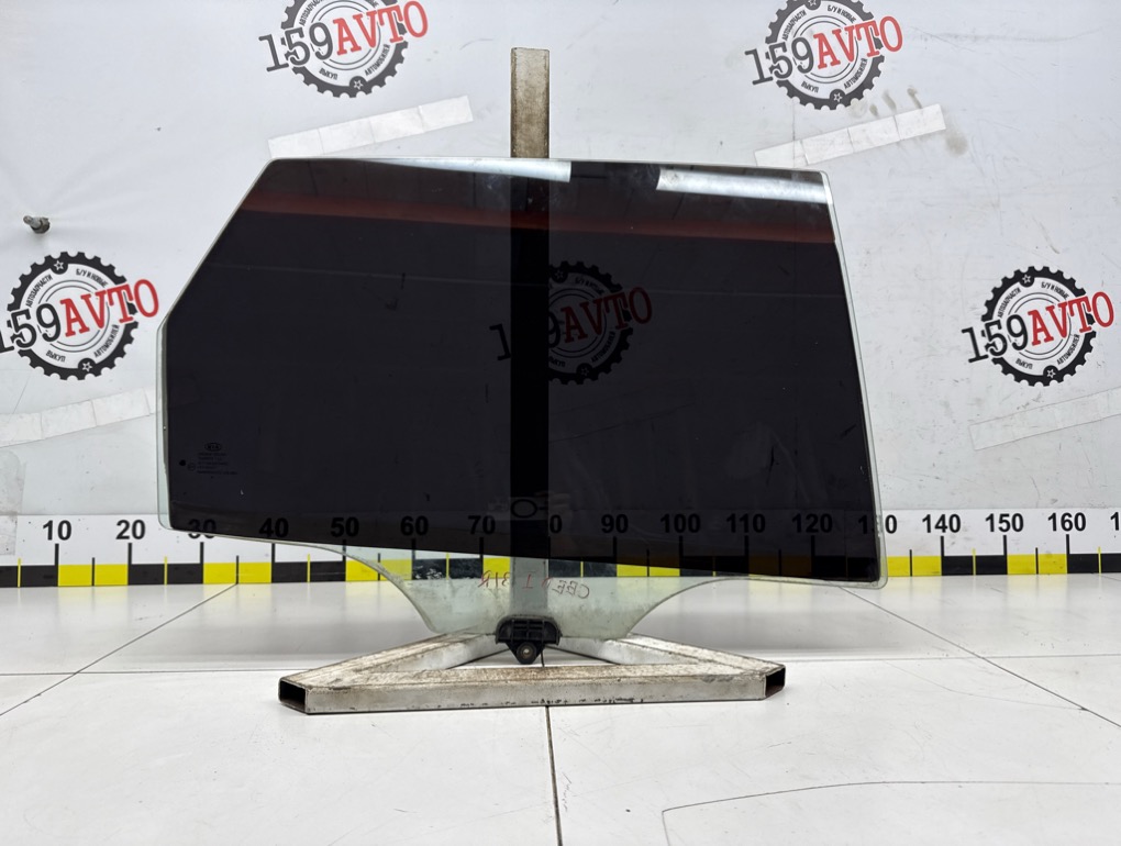 Стекло двери задней правой, 1000 рублей, Пермь