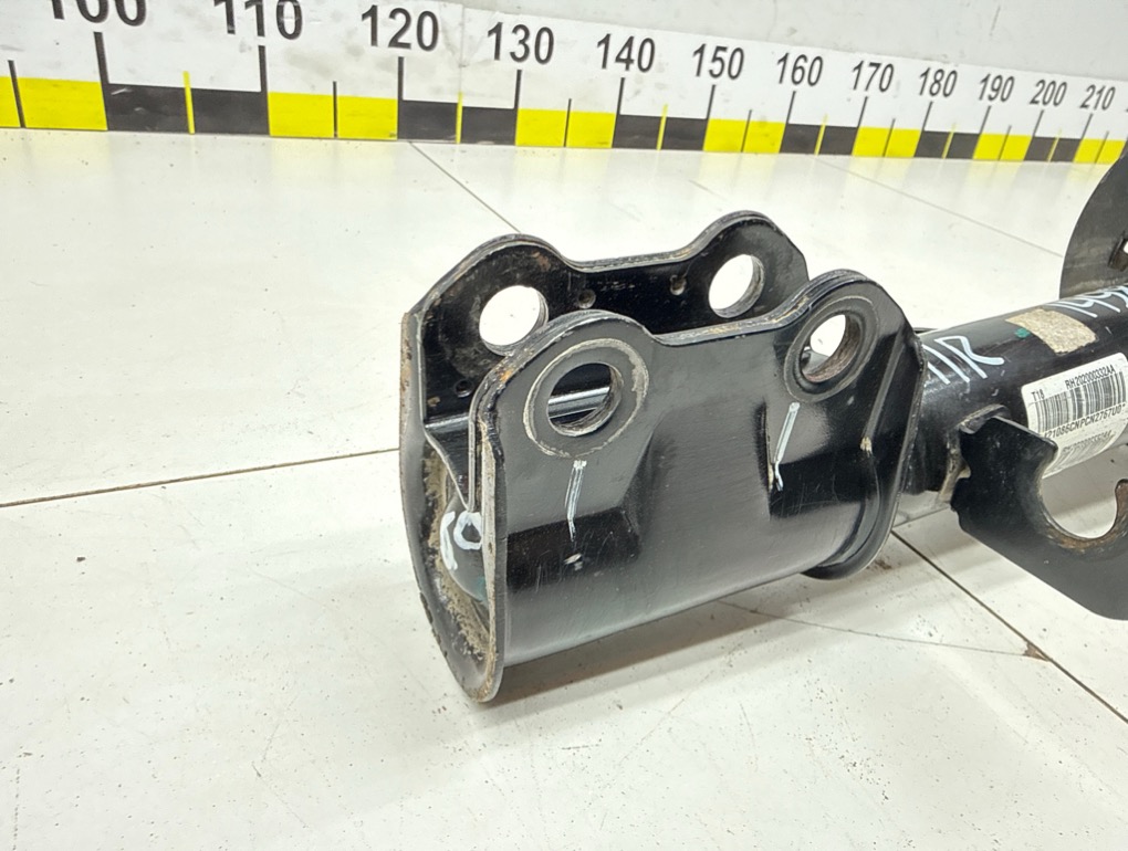 Амортизатор передний правый, 6000 рублей, Пермь