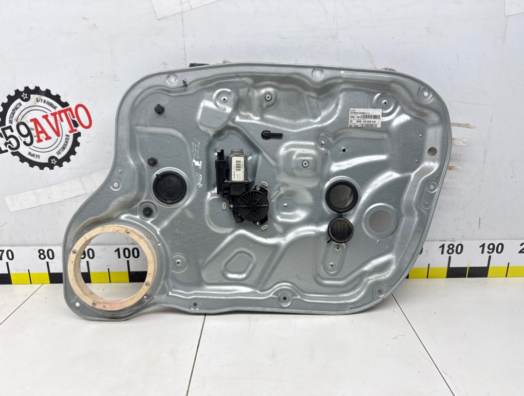 Стеклоподъемник передний правый, 4000 рублей, Пермь