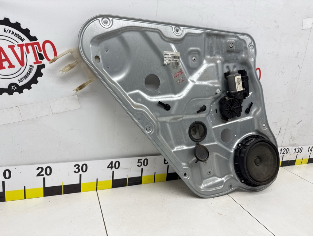 Стеклоподъемник задний левый, 2000 рублей, Пермь