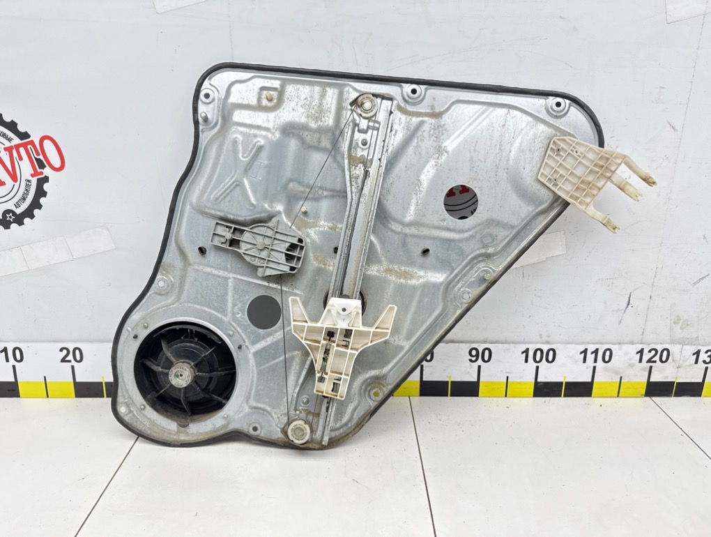 Стеклоподъемник задний левый, 2000 рублей, Пермь