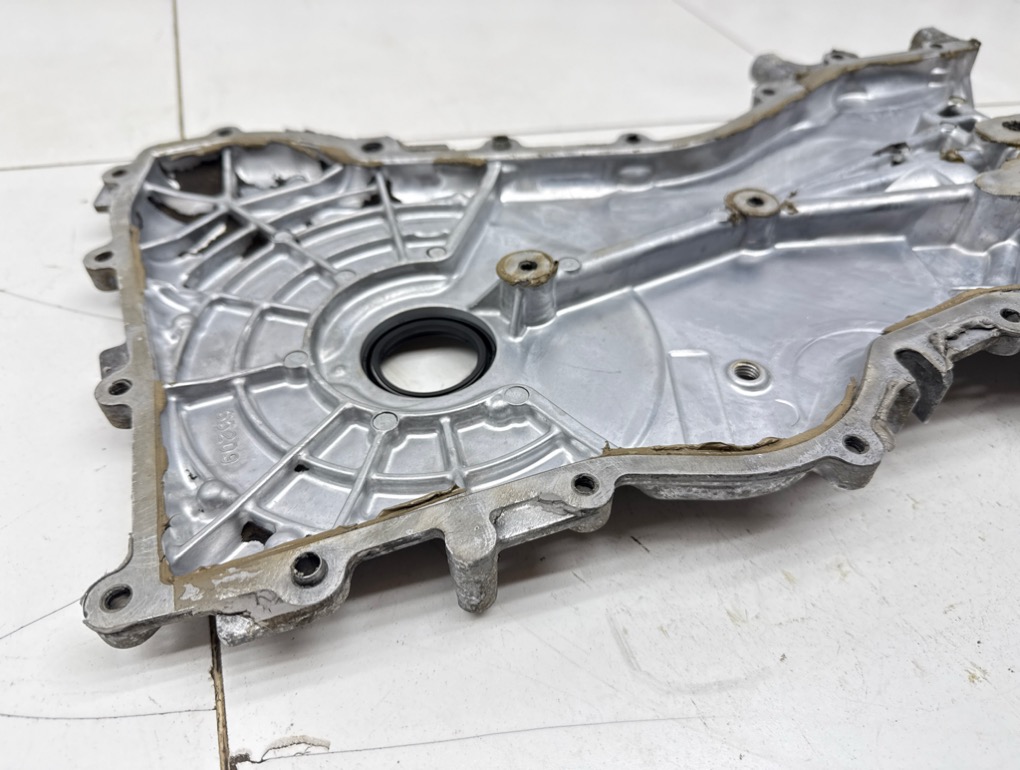 Крышка двигателя передняя, 2000 рублей, Пермь