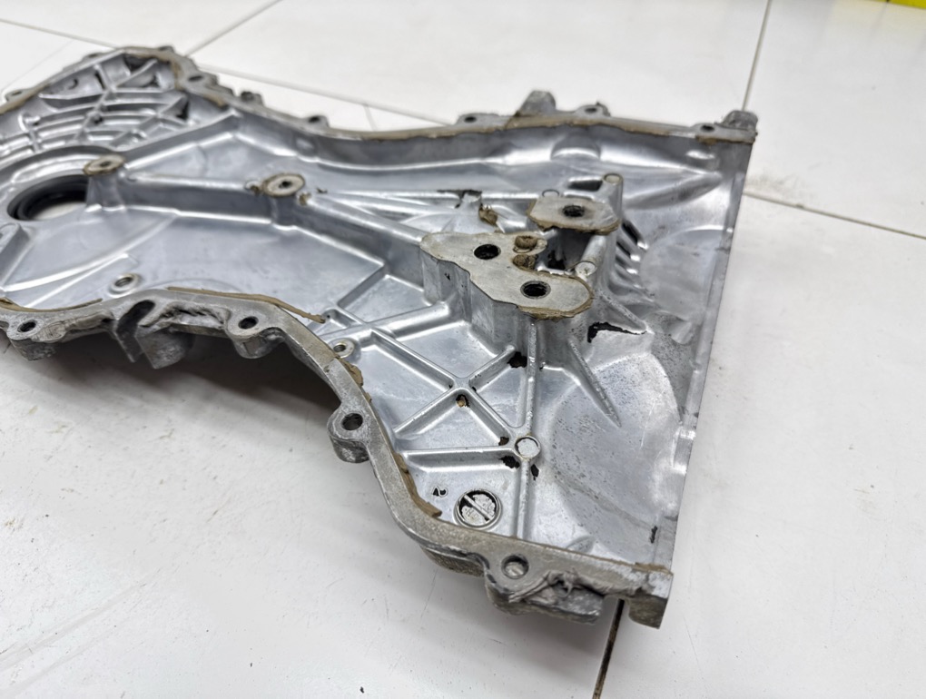 Крышка двигателя передняя, 2000 рублей, Пермь