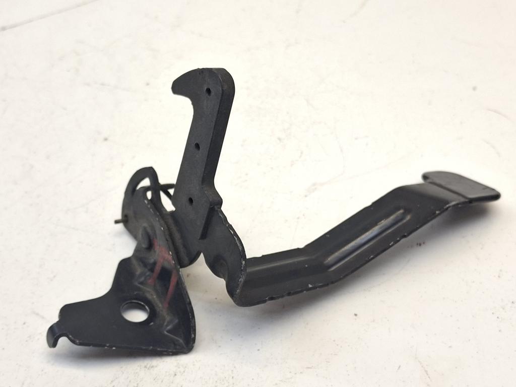Крючок капота, 1000 рублей, Пермь