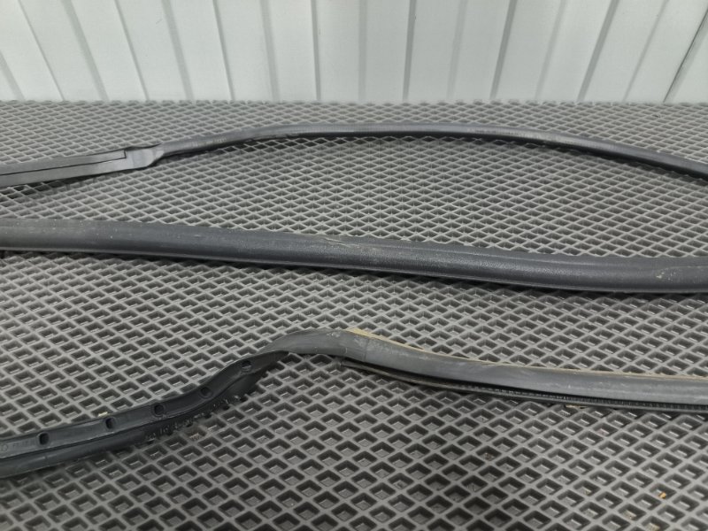 Уплотнительная резинка боковой двери, 5000 рублей, Балашиха