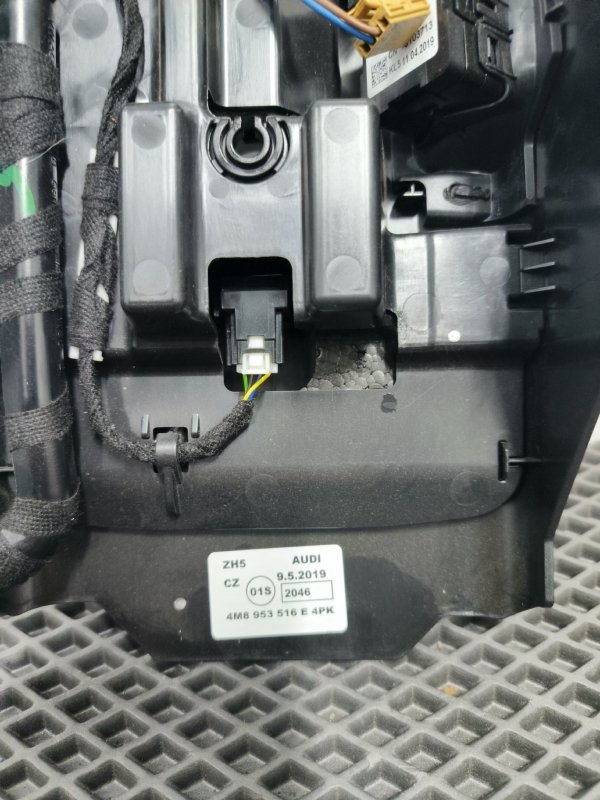 Кожух рулевой колонки, 3000 рублей, Балашиха