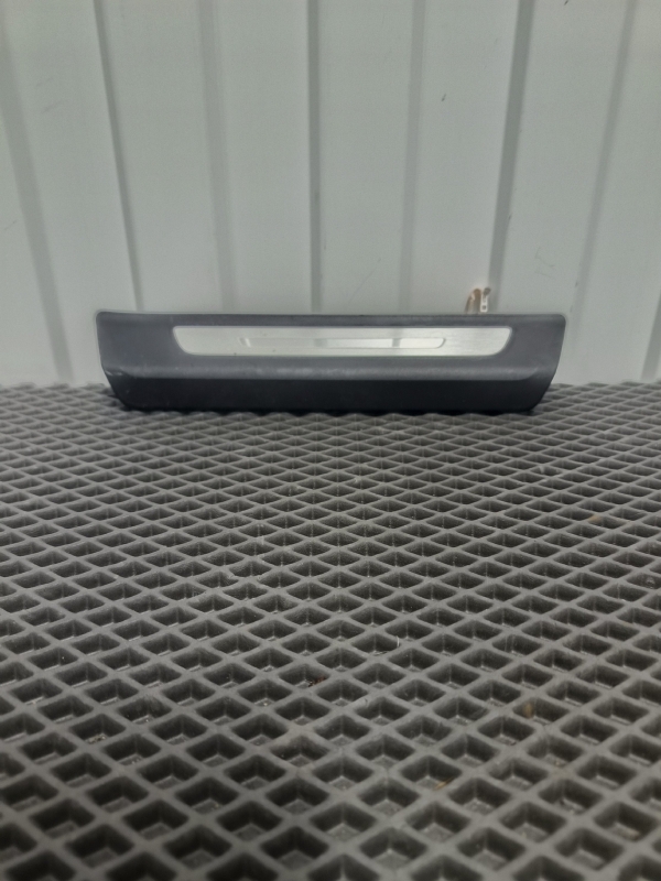 Накладка на порог салона, 6000 рублей, Балашиха