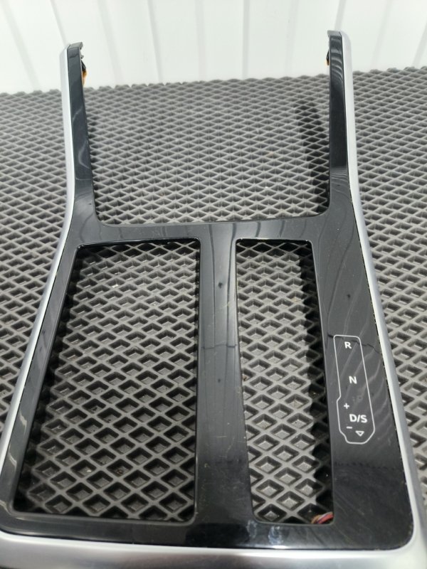 Накладка декоративная, 5000 рублей, Балашиха