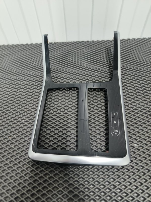 Накладка декоративная, 5000 рублей, Балашиха