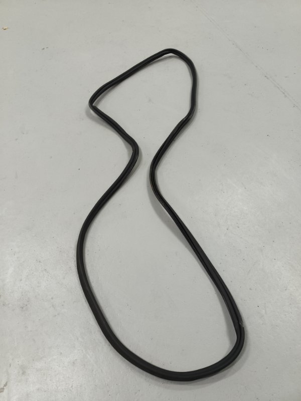 Уплотнительная резинка крышки багажника, 6000 рублей, Балашиха