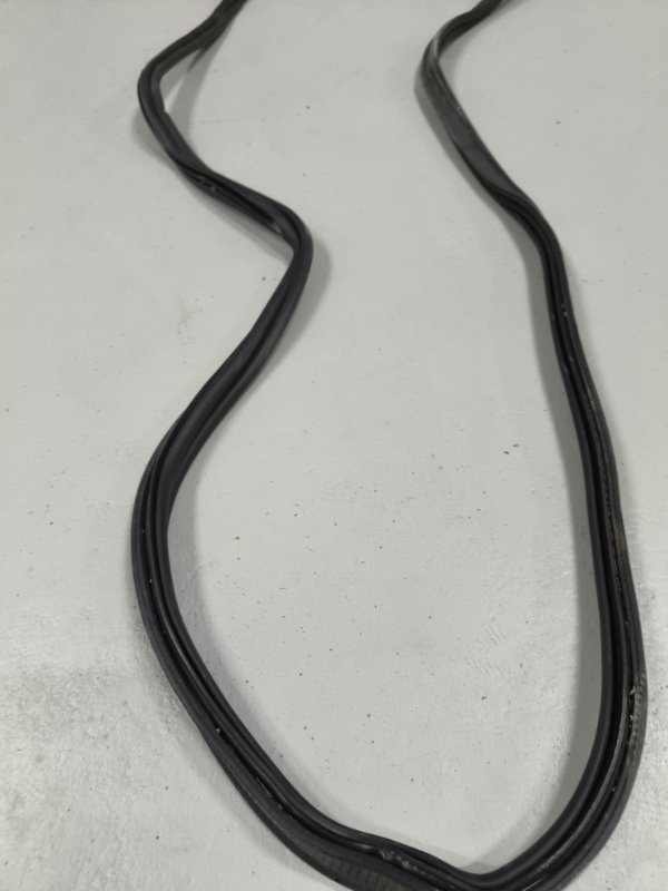 Уплотнительная резинка крышки багажника, 6000 рублей, Балашиха