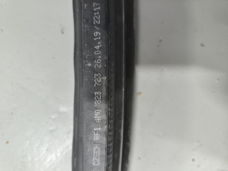 Уплотнительная резинка капота, 3000 рублей, Балашиха