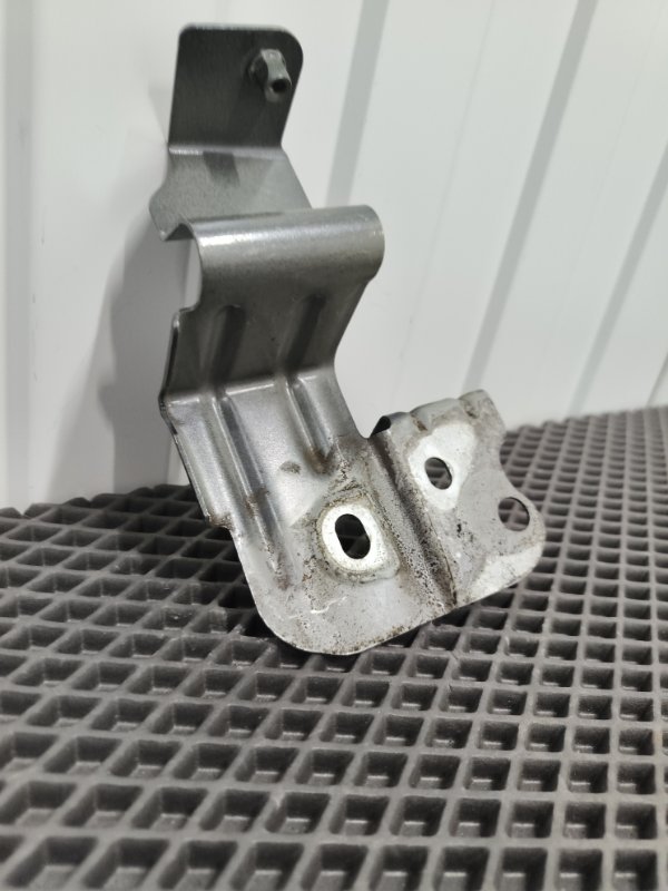 Кронштейн крыла, 2500 рублей, Балашиха