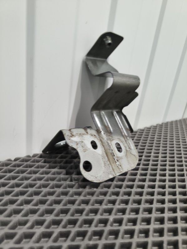 Кронштейн крыла, 2500 рублей, Балашиха