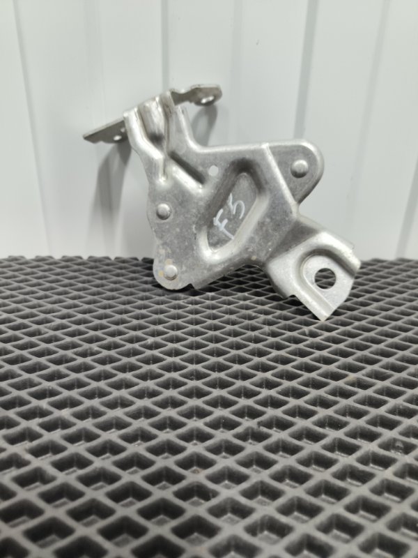 Кронштейн блока ABS, 2000 рублей, Балашиха