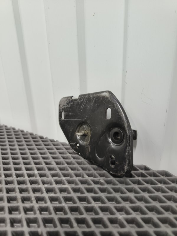 Петля замка капота, 5000 рублей, Балашиха