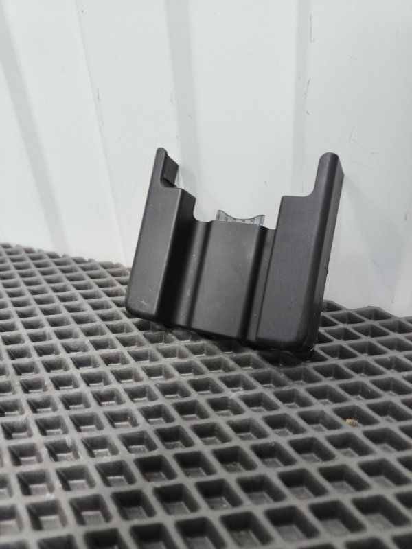 Заглушка крепления сиденья, 1000 рублей, Балашиха