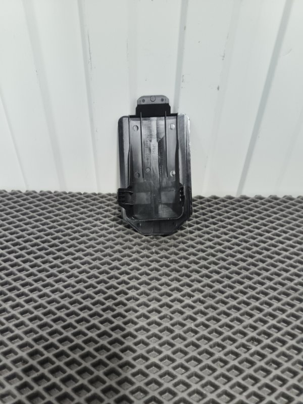 Заглушка крепления сиденья, 1000 рублей, Балашиха