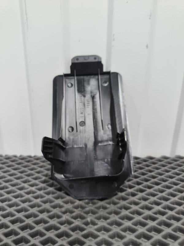 Заглушка крепления сиденья, 1000 рублей, Балашиха