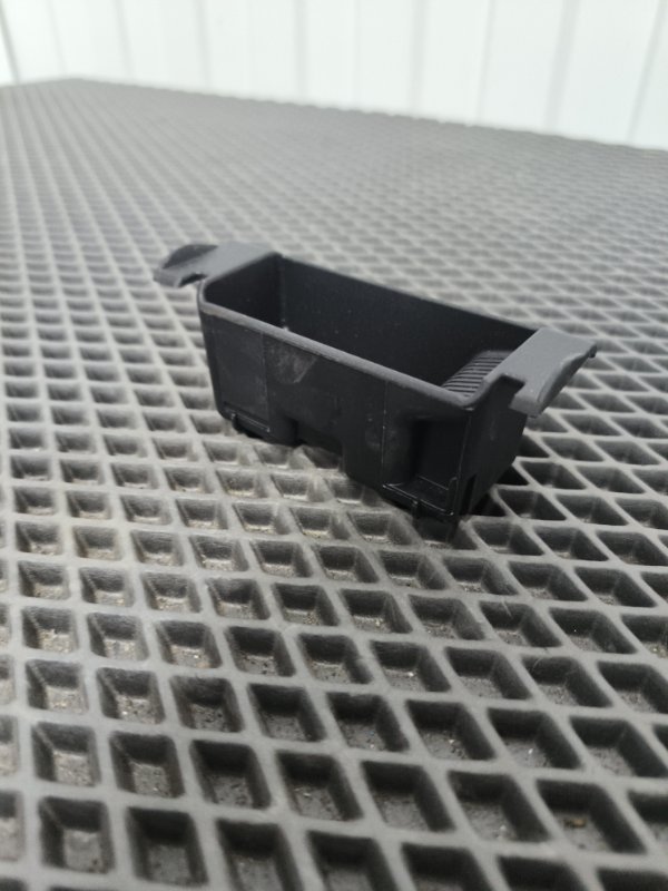 Пепельница, 1000 рублей, Балашиха