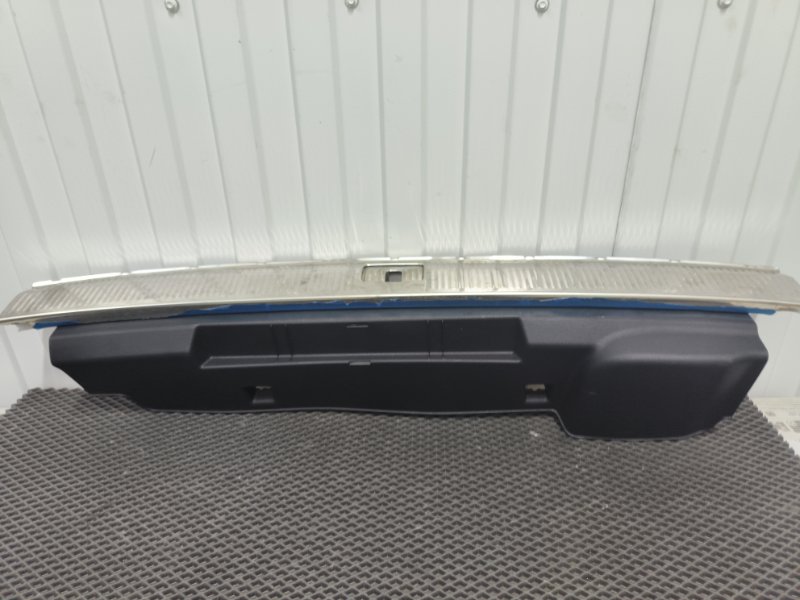 Накладка замка багажника, 4000 рублей, Балашиха