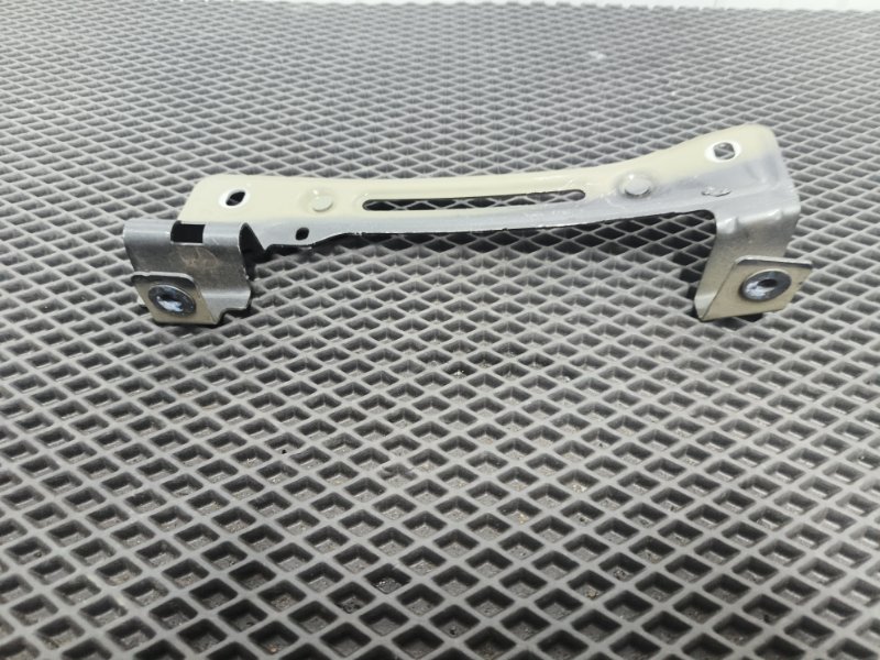 Кронштейн крыла, 2000 рублей, Балашиха