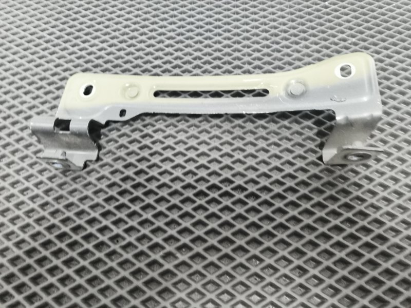 Кронштейн крыла, 2000 рублей, Балашиха